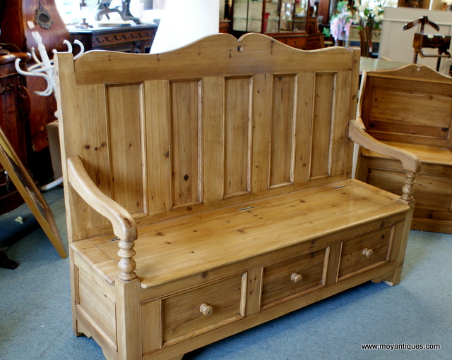 Monks Bench - Moy Antiques