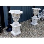 Italia Leaf Urn on Plinth