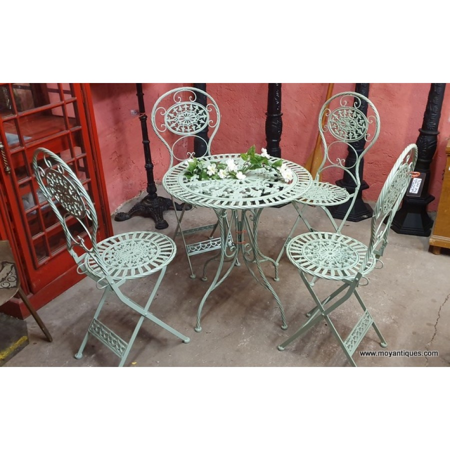 Garden Patio Set + 4 Folding