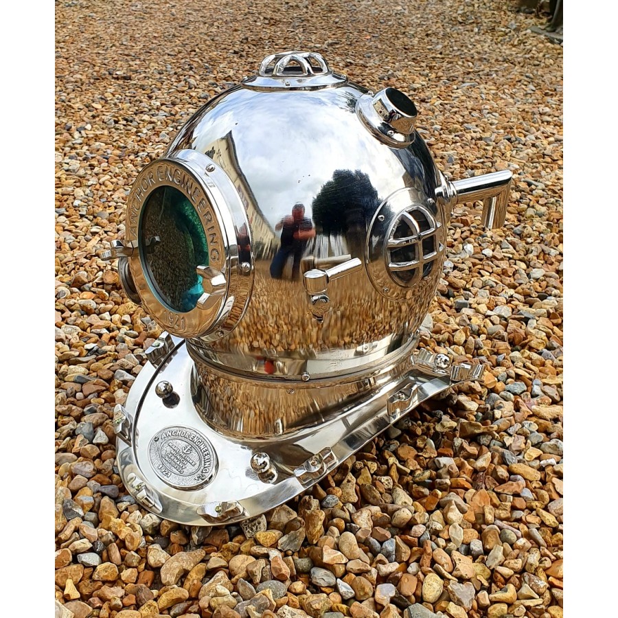 Divers Helmet