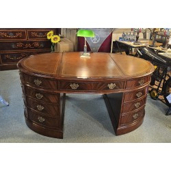 Executive Quality Desk II