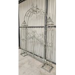 Gates with Arch Vintage Green