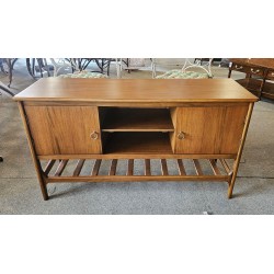 Side//TV Cabinet 