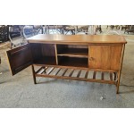 Side//TV Cabinet 