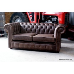 Chesterfield Cracked Vintage 2 