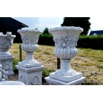 Italia Flower Urn On Plinth