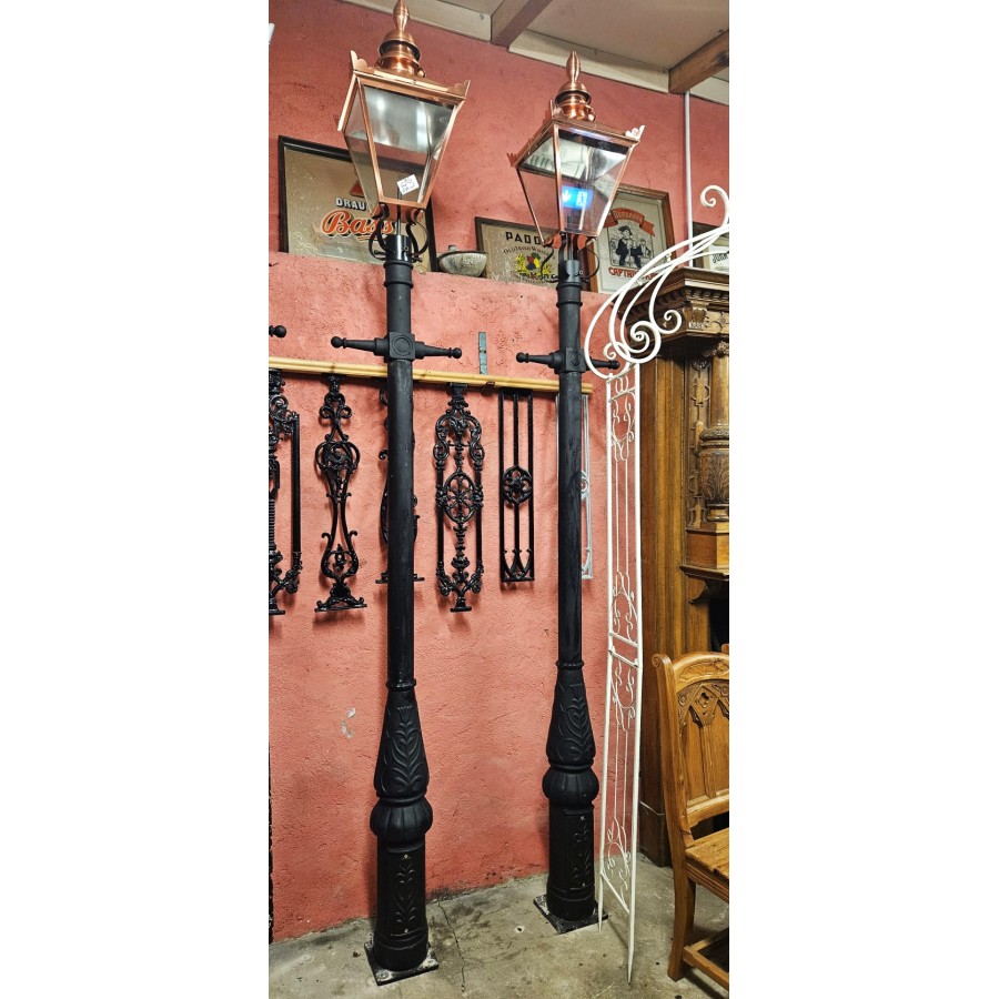 Cast Iron Ladder Bar Street Lights