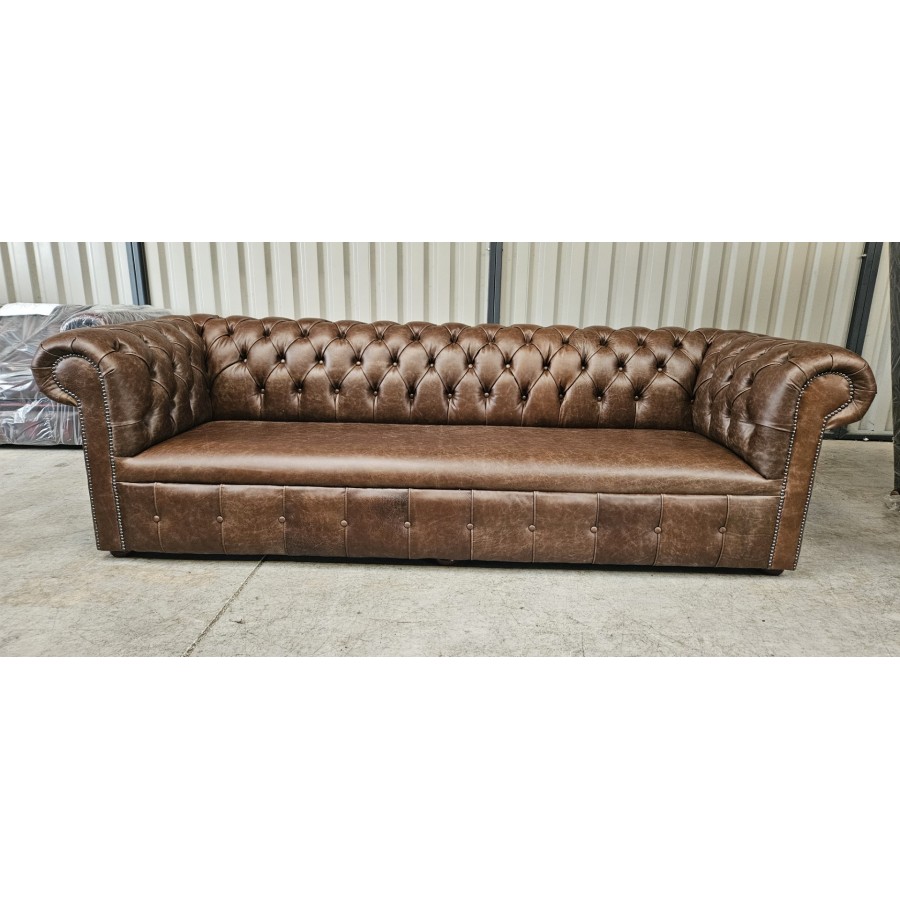 Chesterfield Sofa Fixed seat smooth