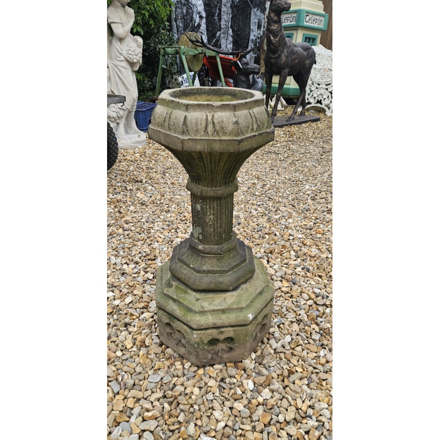 Old Sandstone Font