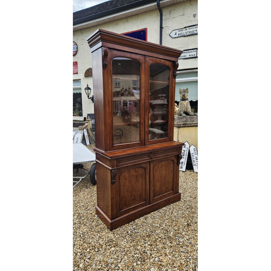 Victorian 2 Door Bookcase