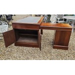 Desk with extension